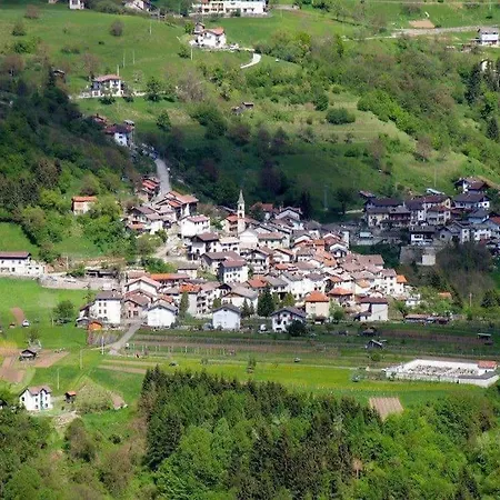 Tiny House Dolomiti 度假居